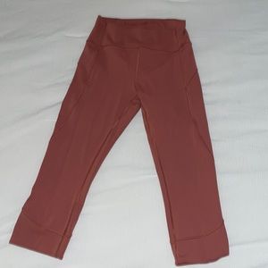 Lululemon cropped leggings